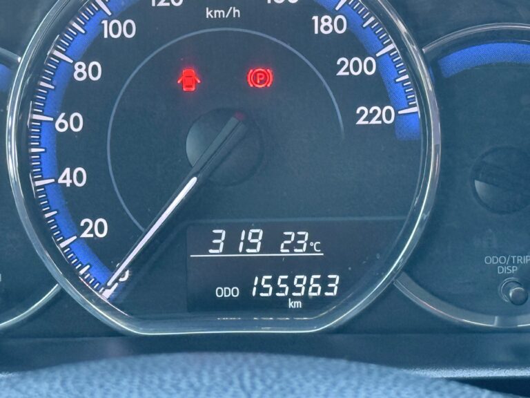TOYOTA 12